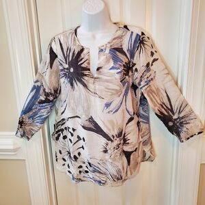 Simply Couture Elegant Black and White Floral Tunic